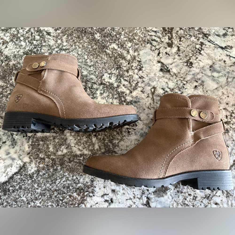 Ariat Plaid Lined Boots - Taupe